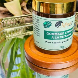 Gommage corporel «  café – acide de fruits »